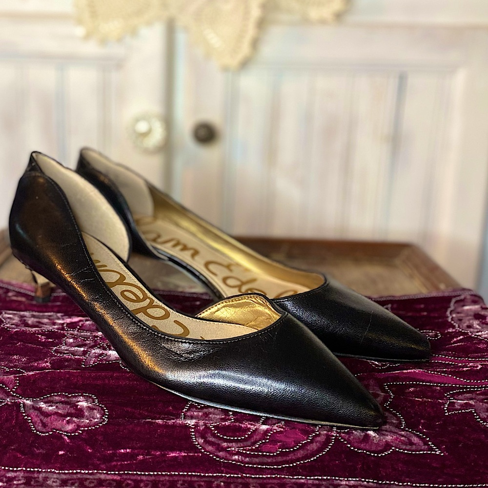 Sam Edelman NWOB Linda Kitten Heels Black Leather 1 inch heel New Classic Work
